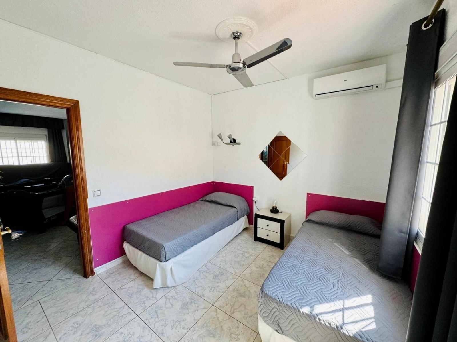 Villa Carmina Benalmadena Bagian luar foto