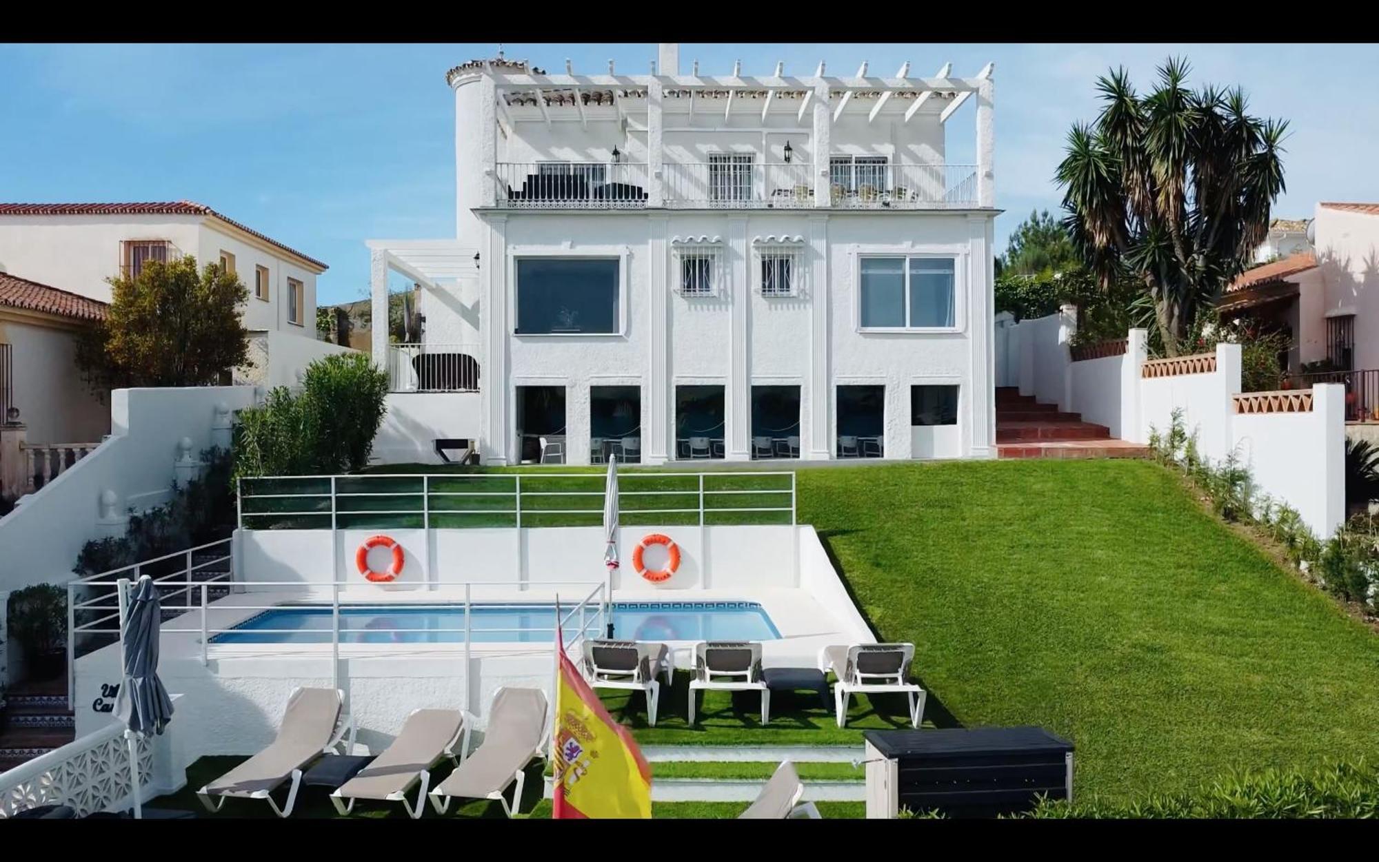 Villa Carmina Benalmadena Bagian luar foto