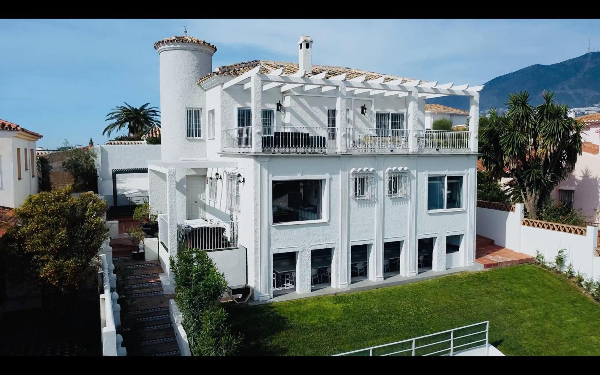 Villa Carmina Benalmadena Bagian luar foto
